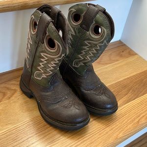 Barely worn Lil Durango round toe cowboy boots
